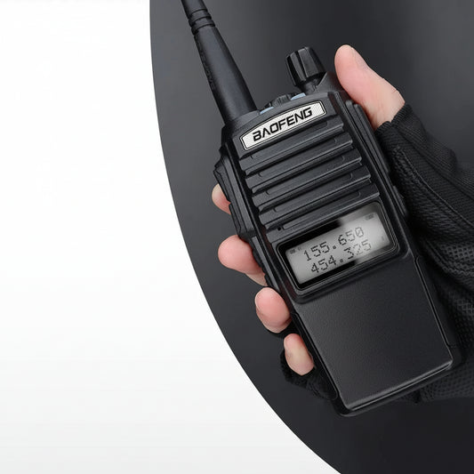 Talkie-Walkie BAOFENG UV-82 8W — Double Bande VHF/UHF, Double PTT, 128 Canaux, Portée 5-10 km
